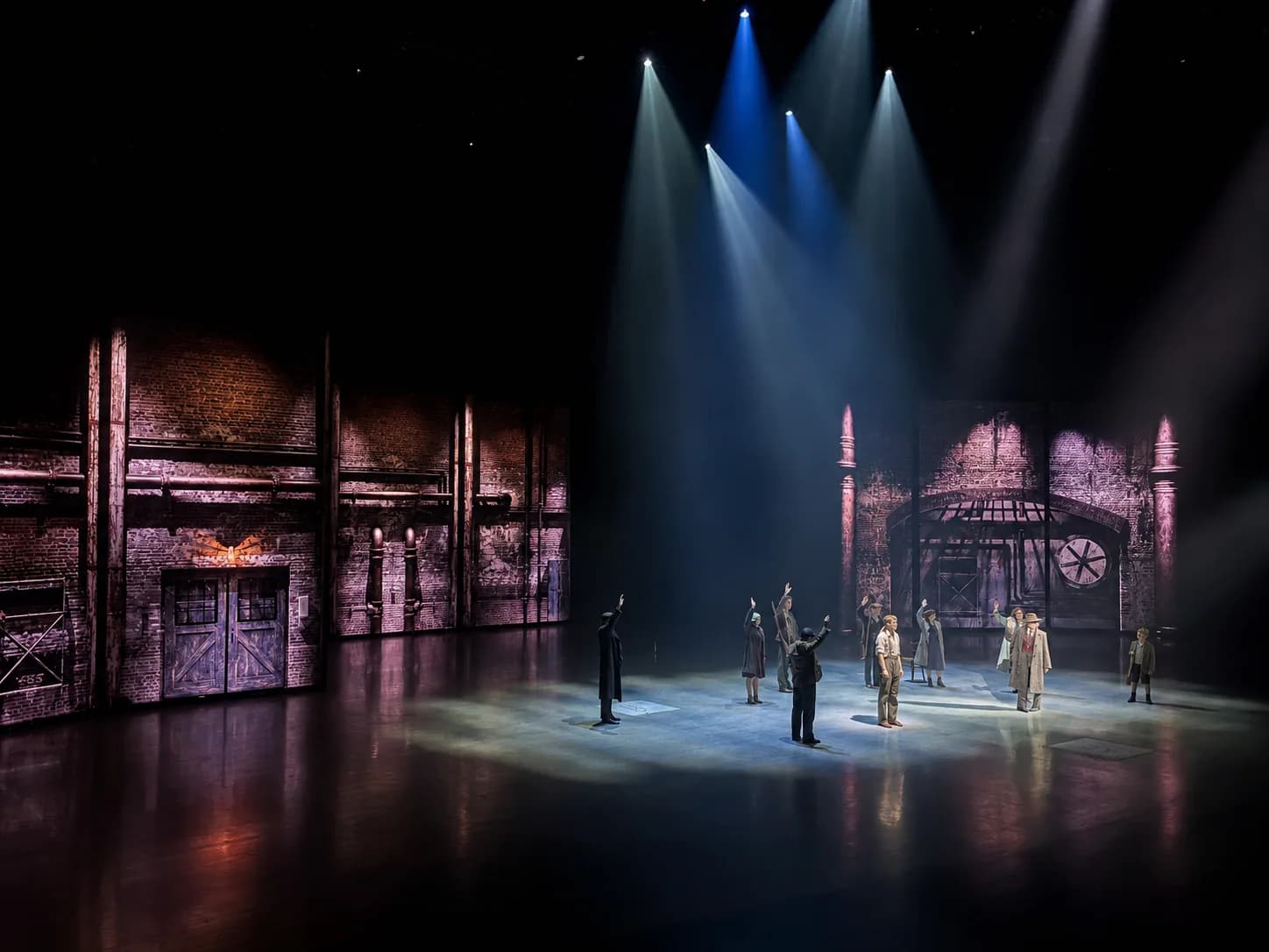 40-45, Studio 100 musical